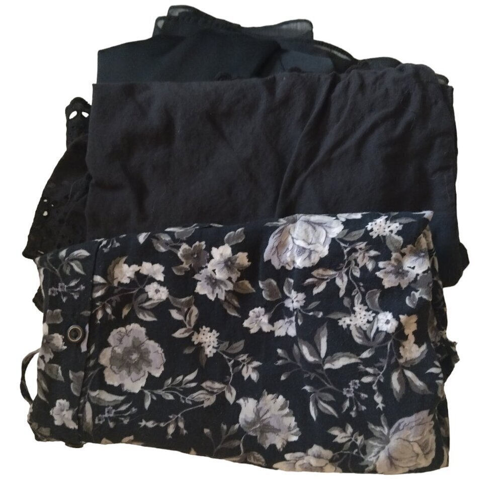 H&M Divided Size 2 Black Lot Of 3 Blouses Tanks L6 Office Feminine Contemporary